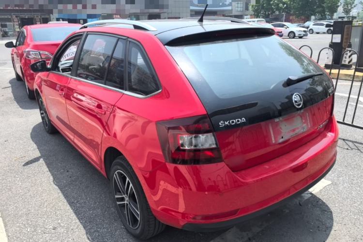 Used Skoda Rapid Spaceback 2016 Revised 1.6L Manual Chuanxing Edition Exterior 2