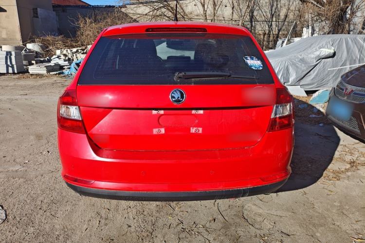 Used Skoda Rapid Spaceback 2016 Revised Version 1.6L Automatic Front-Drive Edition Exterior 4