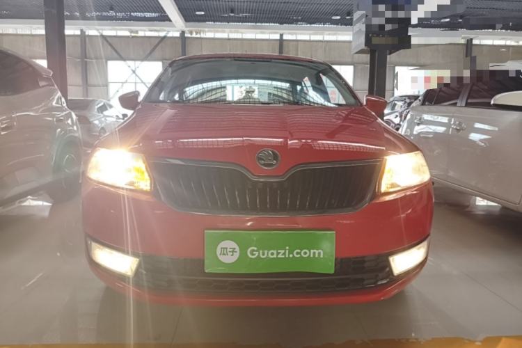 Used Skoda Rapid Spaceback 2016 Revised 1.6L Automatic Chuanxing Version Front