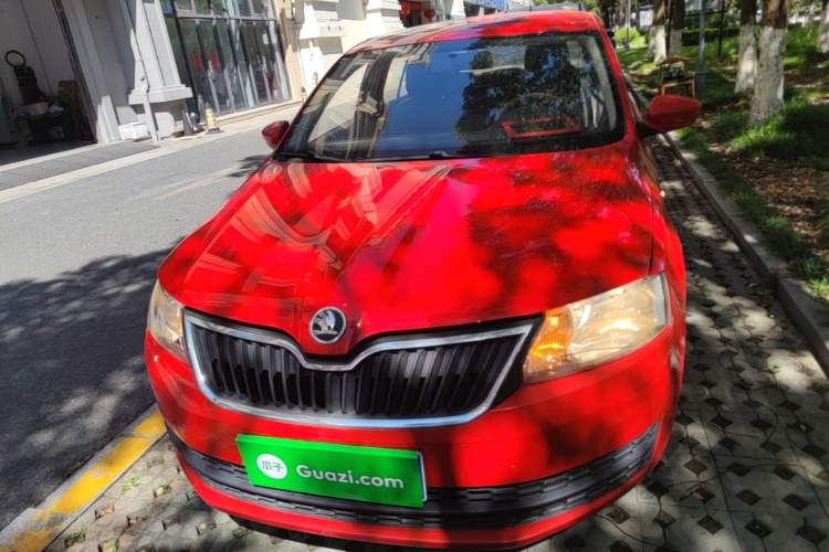Used Skoda Rapid Spaceback 2016 Revised Version 1.6L Automatic Front-Drive Edition Front