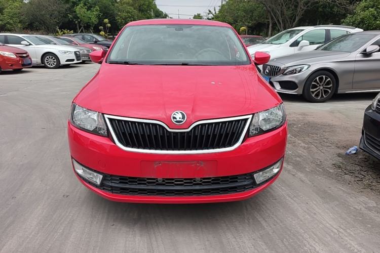 Used Skoda Rapid Spaceback 2016 Revised 1.6L Automatic Chuanxing Version Front