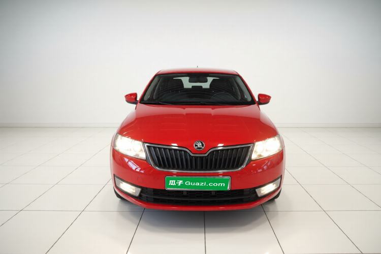 Used Skoda Rapid Spaceback 2016 Revised Version 1.4L Manual Front-Drive Edition Front