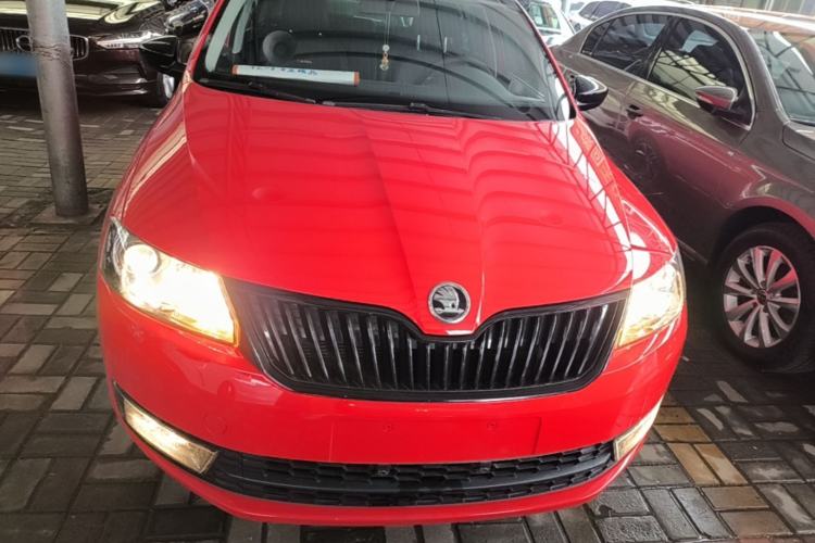 Used Skoda Rapid Spaceback 2016 Revised 1.6L Automatic Smart Drive Version Front