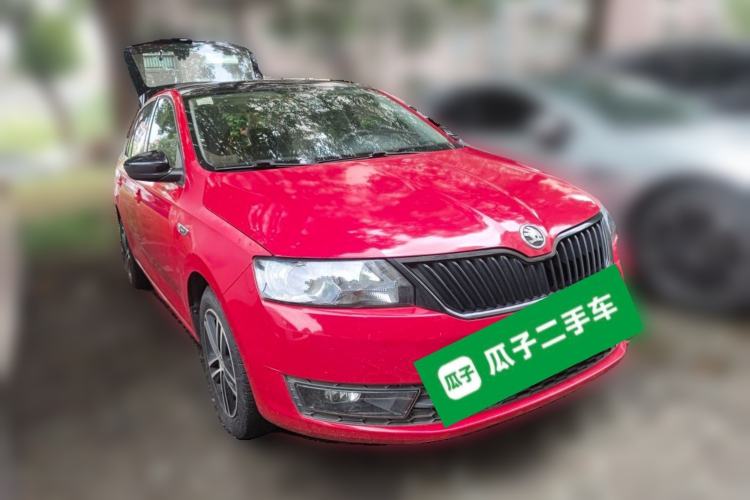 Used Skoda Rapid Spaceback 2016 Revised 1.6L Automatic Smart Drive Version Front Right 45 Deg