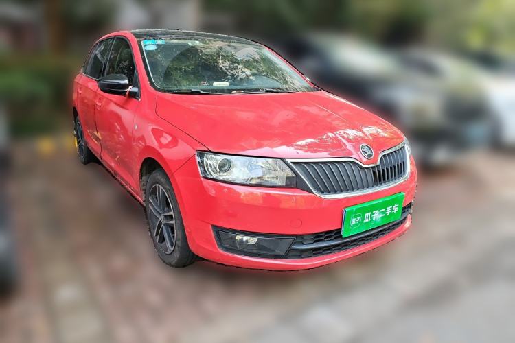 Used Skoda Rapid Spaceback 2016 Revised 1.6L Automatic Smart Drive Version Front Right 45 Deg