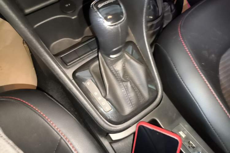Used Skoda Rapid Spaceback 2016 Revised 1.6L Automatic Smart Drive Version Gear Lever