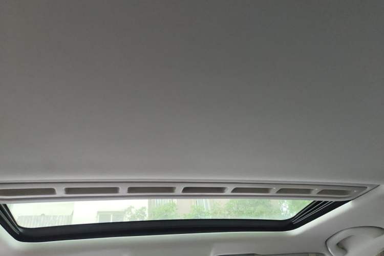 Used Skoda Rapid Spaceback 2016 Revised 1.6L Automatic Smart Drive Version Headliner
