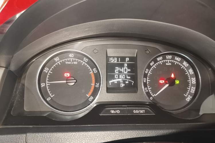 Used Skoda Rapid Spaceback 2016 Revised 1.6L Automatic Chuanxing Version Instrument Cluster