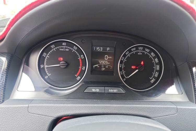Used Skoda Rapid Spaceback 2016 1.6L Automatic Smart Drive Edition Instrument Cluster