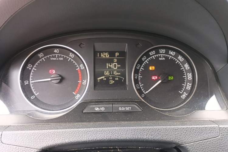Used Skoda Rapid Spaceback 2016 1.6L Automatic Chuanxing Edition Instrument Cluster