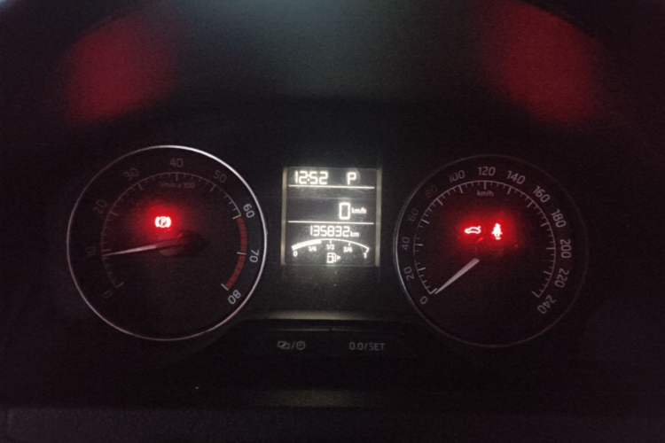 Used Skoda Rapid Spaceback 2016 Revised 1.6L Automatic Chuanxing Version Instrument Cluster