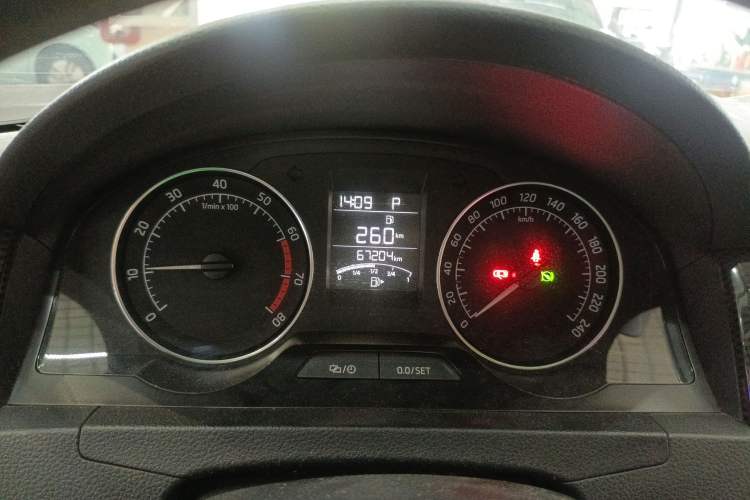 Used Skoda Rapid Spaceback 2016 Revised 1.6L Automatic Smart Drive Version Instrument Cluster
