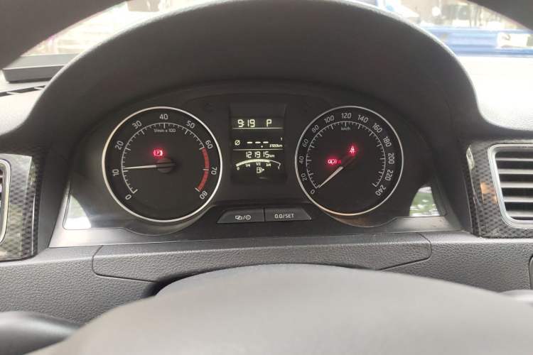 Used Skoda Rapid Spaceback 2016 Revised 1.6L Automatic Smart Drive Version Instrument Cluster