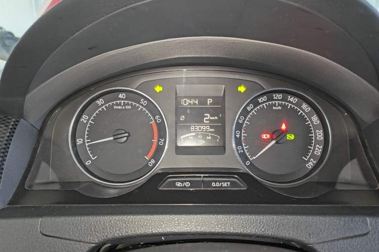 Used Skoda Rapid Spaceback 2016 Facelifted TSI230 DSG Smart Drive Version Instrument Cluster