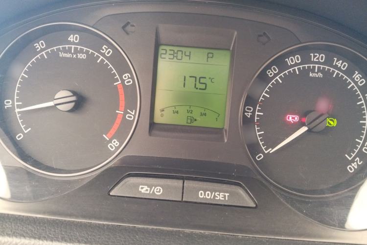 Used Skoda Rapid Spaceback 2016 Revised 1.6L Automatic Smart Drive Version Instrument Cluster