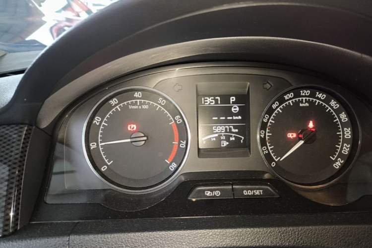 Used Skoda Rapid Spaceback 2016 Revised 1.6L Automatic Smart Drive Version Instrument Cluster