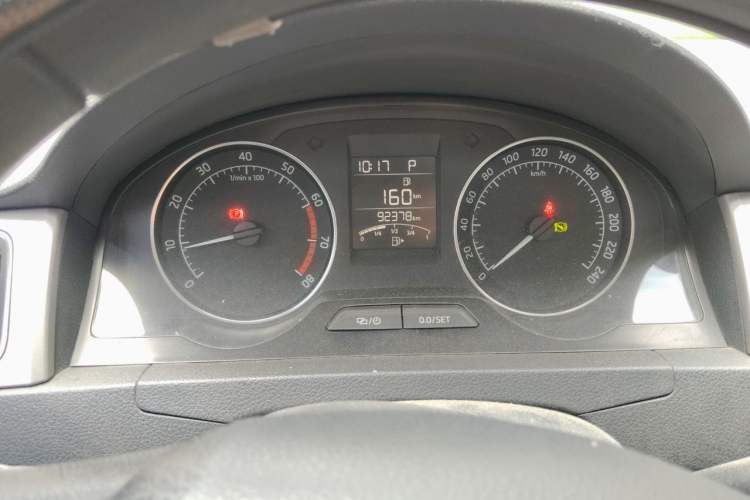 Used Skoda Rapid Spaceback 2016 Revised 1.6L Automatic Chuanxing Version Instrument Cluster