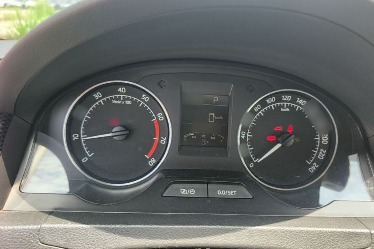 Used Skoda Rapid Spaceback 2016 Revised 1.6L Automatic Smart Drive Version Instrument Cluster