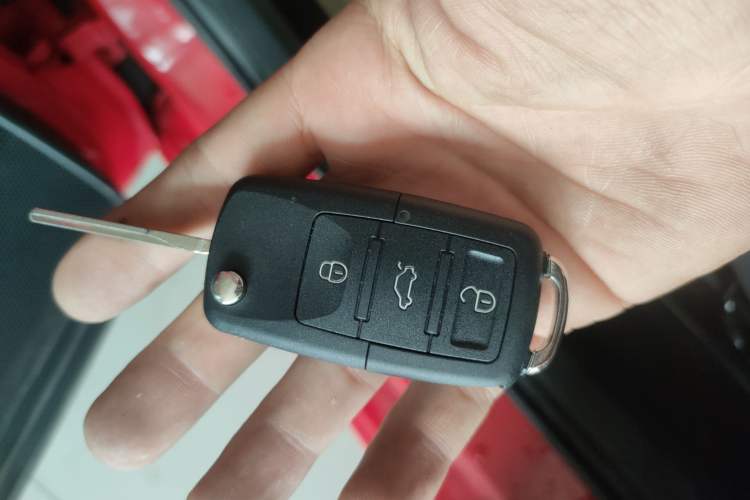 Used Skoda Rapid Spaceback 2016 Revised Version 1.6L Manual Front-Drive Edition Interior 1