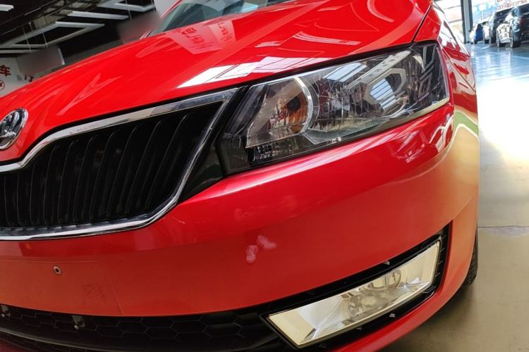 Used Skoda Rapid Spaceback 2016 Revised 1.6L Automatic Chuanxing Version Left Front Headlight