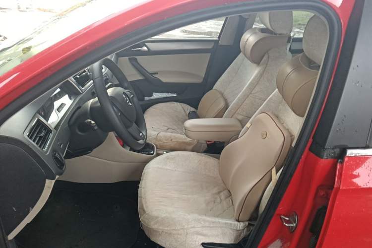 Used Skoda Rapid Spaceback 2016 1.6L Automatic Chuanxing Edition Left Front Seat
