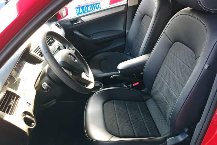 Used Skoda Rapid Spaceback 2016 Revised 1.6L Automatic Chuanxing Version Left Front Seat
