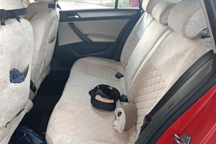Used Skoda Rapid Spaceback 2016 1.6L Automatic Chuanxing Edition Left Rear Seat