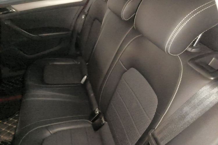 Used Skoda Rapid Spaceback 2016 Revised 1.6L Automatic Chuanxing Version Left Rear Seat
