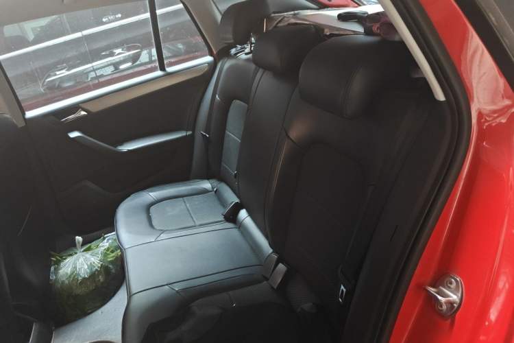 Used Skoda Rapid Spaceback 2016 1.6L Automatic Chuanxing Edition Left Rear Seat