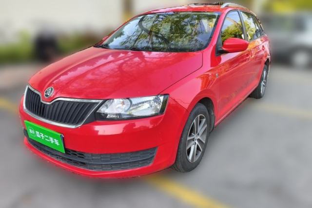 Used Skoda Rapid Spaceback 2016 1.6L Manual Front-Wheel-Drive Version