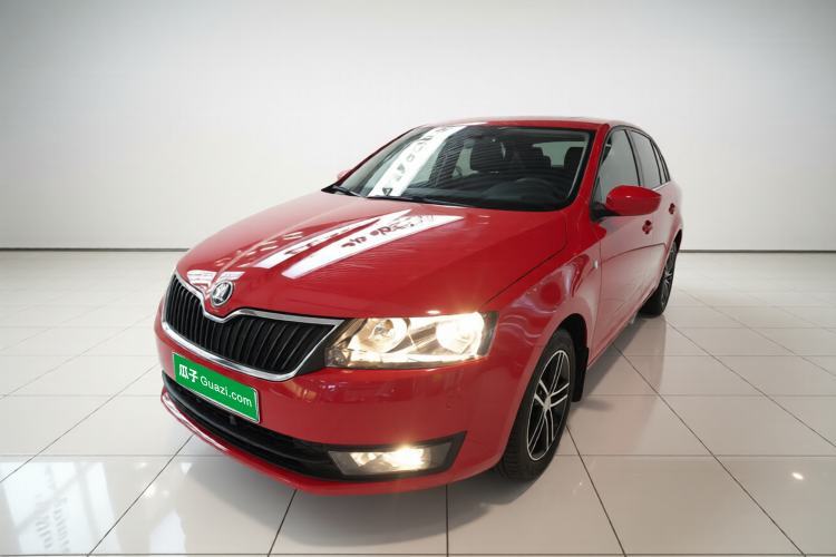 Used Skoda Rapid Spaceback 2016 Revised Version 1.4L Manual Front-Drive Edition Guazi used car, China used car export, Used car for sale, Used cars, Cheapest cars for sale
