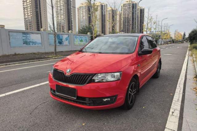 Used Skoda Rapid Spaceback 2016 Revised 1.6L Automatic Smart Drive Version