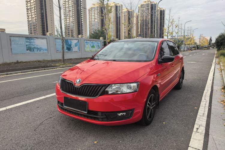 Used Skoda Rapid Spaceback 2016 Revised 1.6L Automatic Smart Drive Version Guazi used car, China used car export, Used car for sale, Used cars, Cheapest cars for sale