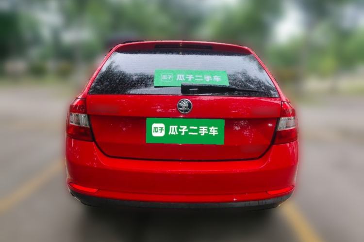 Used Skoda Rapid Spaceback 2016 Revised Version 1.4L Manual Front-Drive Edition Rear