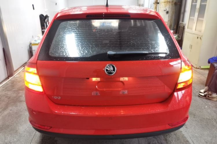 Used Skoda Rapid Spaceback 2016 Revised 1.6L Manual Chuanxing Edition Rear