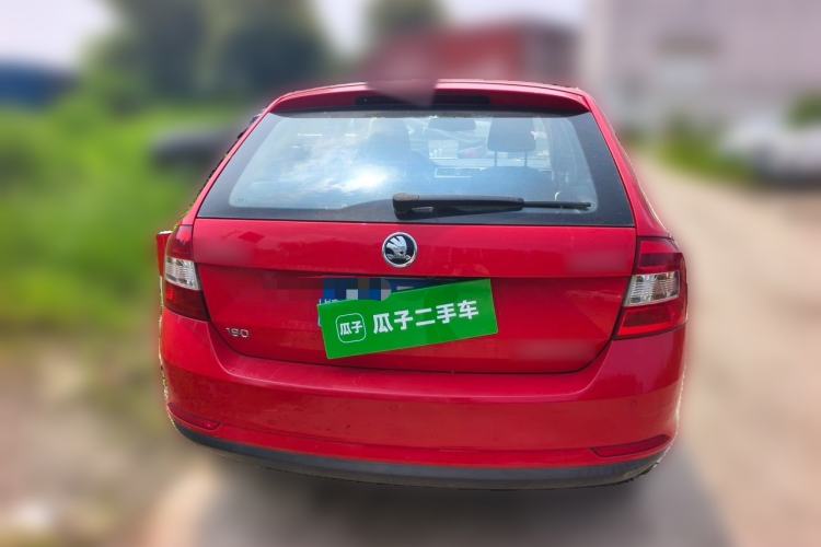 Used Skoda Rapid Spaceback 2016 Revised 1.6L Automatic Chuanxing Version Rear