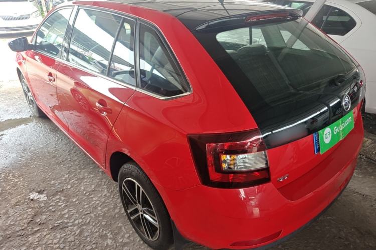 Used Skoda Rapid Spaceback 2016 1.6L Automatic Smart Drive Edition Rear Left 45 Deg