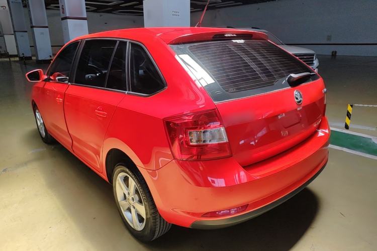 Used Skoda Rapid Spaceback 2016 Revised 1.6L Automatic Chuanxing Version Rear Left 45 Deg