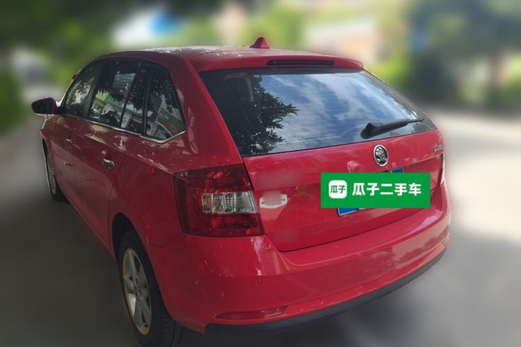 Used Skoda Rapid Spaceback 2016 Revised 1.6L Automatic Chuanxing Version Rear Left 45 Deg