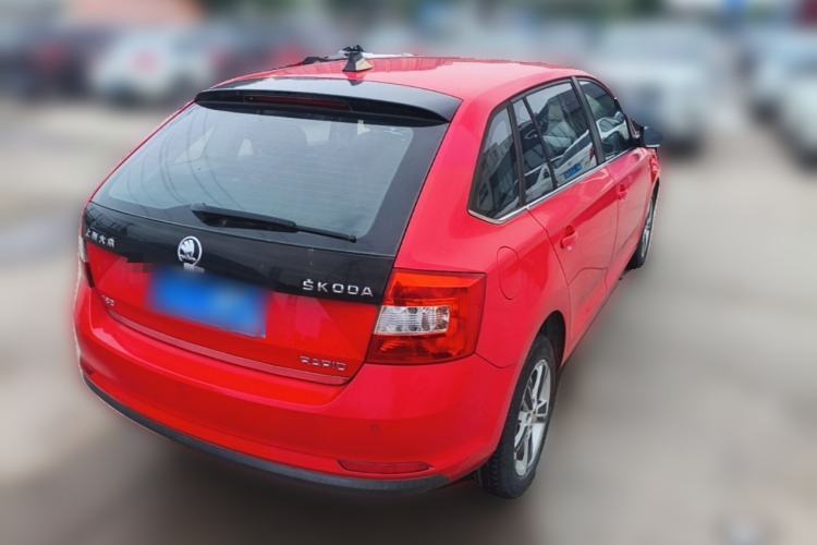 Used Skoda Rapid Spaceback 2016 Revised 1.6L Automatic Chuanxing Version Rear Right 45 Deg