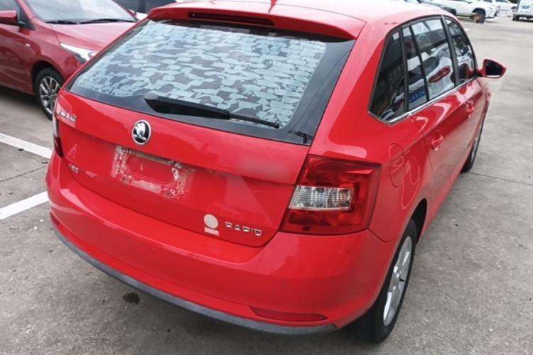 Used Skoda Rapid Spaceback 2016 1.6L Automatic Chuanxing Edition Rear Right 45 Deg