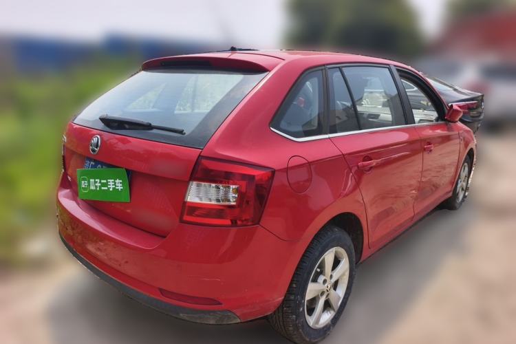 Used Skoda Rapid Spaceback 2016 Revised 1.6L Automatic Chuanxing Version Rear Right 45 Deg