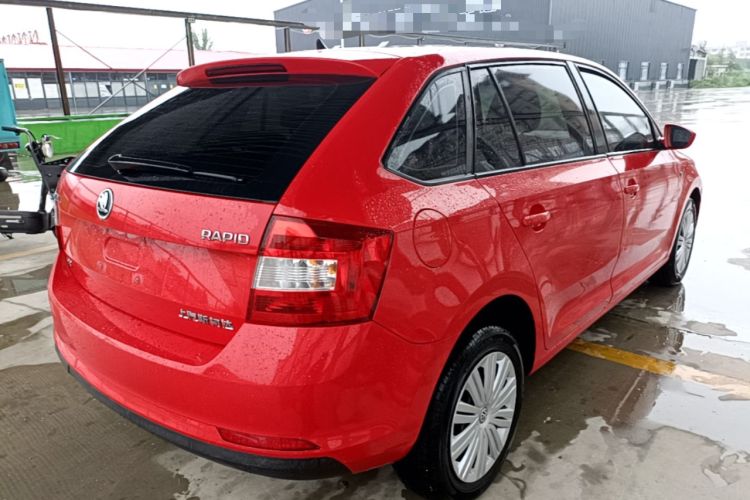 Used Skoda Rapid Spaceback 2016 Revised Version 1.6L Manual Front-Drive Edition Rear Right 45 Deg