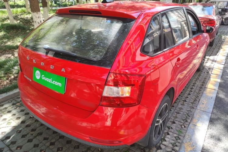 Used Skoda Rapid Spaceback 2016 Revised Version 1.6L Automatic Front-Drive Edition Rear Right 45 Deg