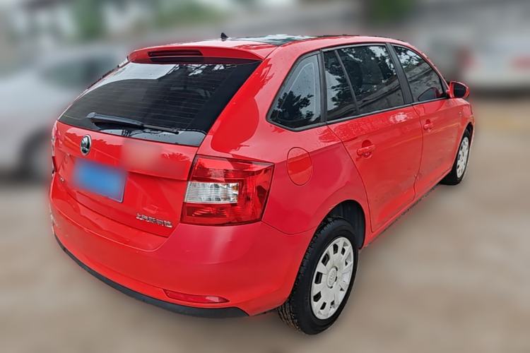 Used Skoda Rapid Spaceback 2016 Revised Version 1.6L Manual Front-Drive Edition Rear Right 45 Deg