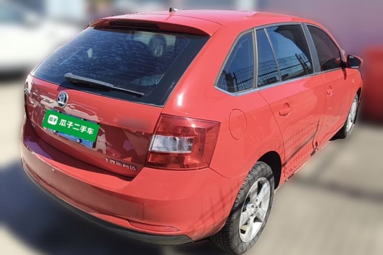 Used Skoda Rapid Spaceback 2016 Revised 1.6L Automatic Chuanxing Version Rear Right 45 Deg