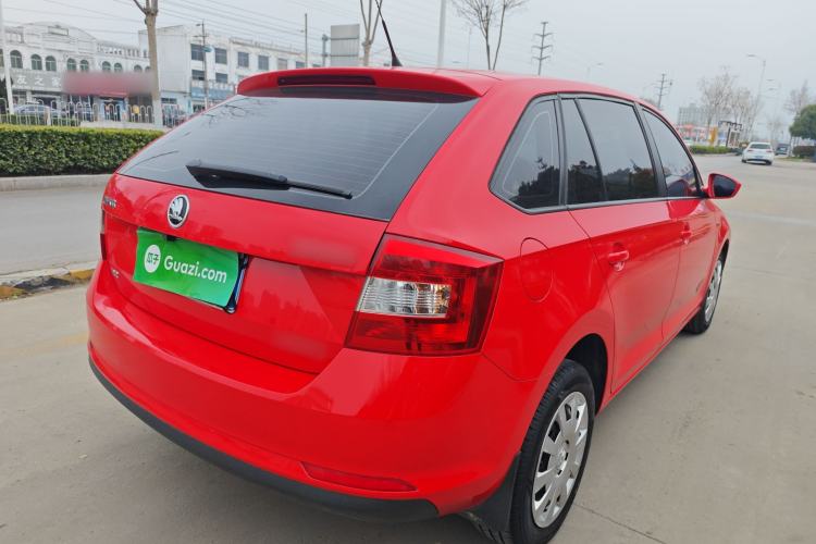 Used Skoda Rapid Spaceback 2016 Revised Version 1.6L Manual Front-Drive Edition Rear Right 45 Deg