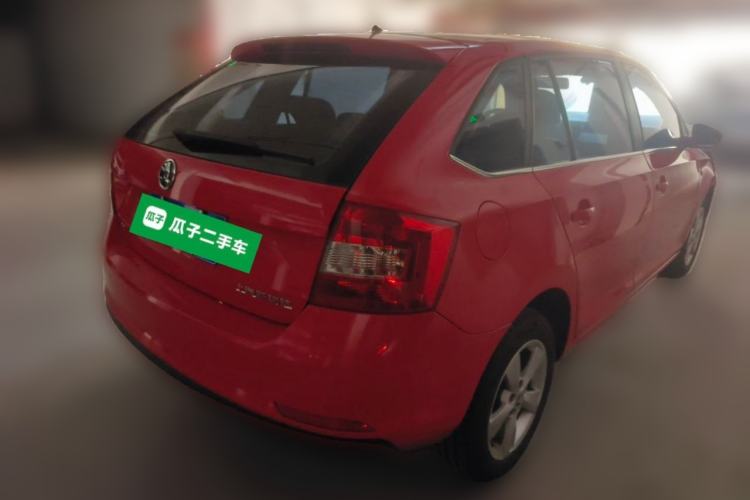 Used Skoda Rapid Spaceback 2016 Revised 1.6L Automatic Chuanxing Version Rear Right 45 Deg