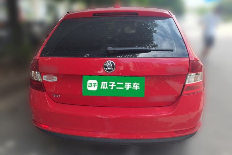 Used Skoda Rapid Spaceback 2016 Revised 1.6L Automatic Chuanxing Version Rear