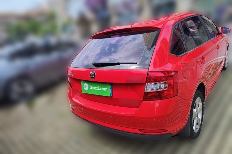 Used Skoda Rapid Spaceback 2016 Revised Version 1.4L Manual Front-Drive Edition Rear